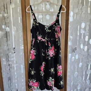 Torrid 1 Pink Floral Black Knee Length Sleeveless Henley Dress Romantic Coquette